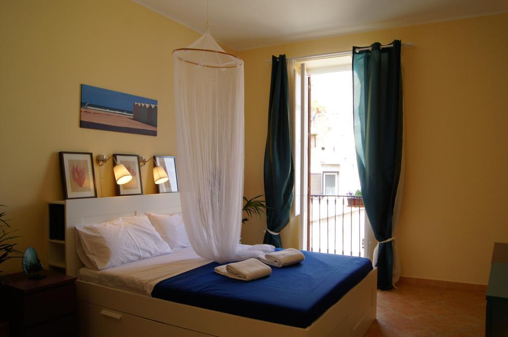 Ferienwohnung La Fabbrica Del Vicere Palermo Zimmer foto
